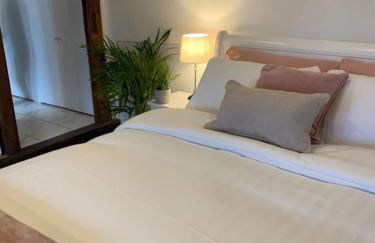 Town Centre Cottage - Photo 16