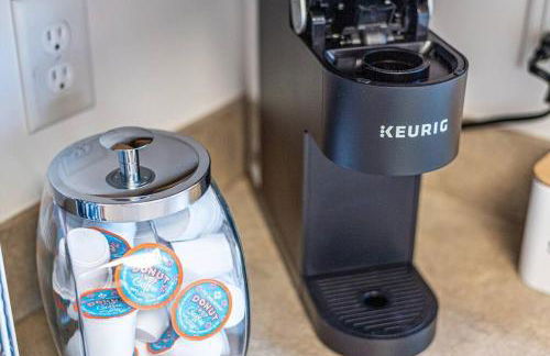 Duke 10 Min Away 3 Bedroom - Photo 9