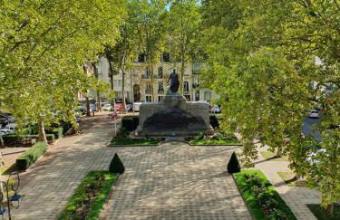 RoomChic - Les Ambassadeurs - Foto 2