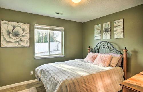 Cozy Getaway with Yard and Patio 4 Mi to Hayden Lake! - Foto 15