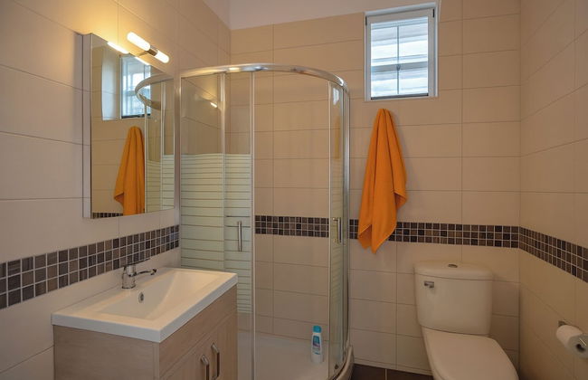 2 Bed-sleeps4-garden-parking-pets-aircon - Foto 12