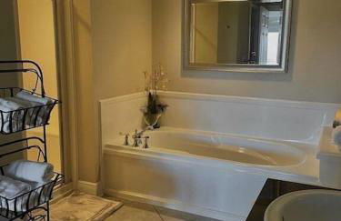 Biloxi Beach Condo - Photo 20