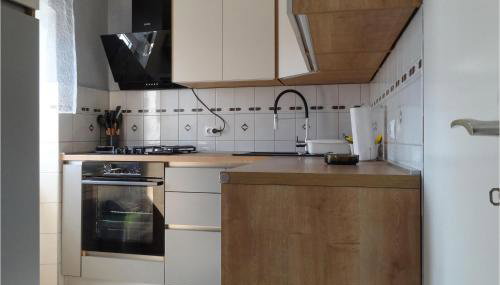 Awesome Apartment In Unije With Wifi - Foto 4