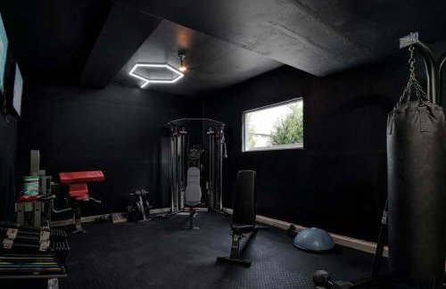 FlightDeck HotTub Fireplace NearAirport FamilyHome - Foto 43