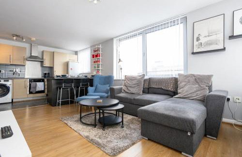 GuestReady - Modern stay in Bispham House - Photo 6
