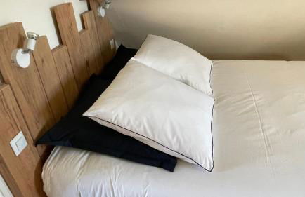 Gîte HIRONDELLE - PARKING PRIVÉ - Foto 10