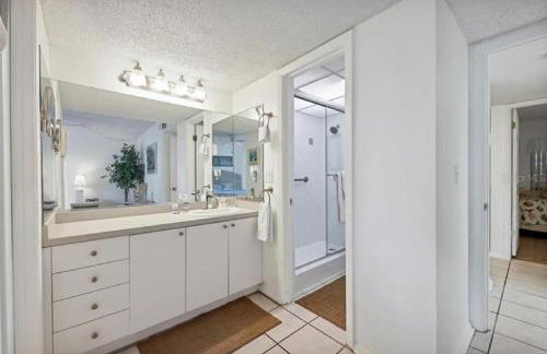 Siesta Key Escape Ground Floor Steps to Heated Pool and Free Trolley - Foto 18