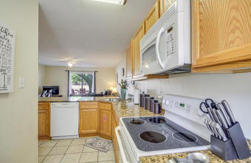 Airy Biloxi Condo with Patio Walk to Beach! - Photo 9