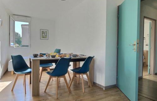 Tout Inclus - Plein Centre - Netflix - Moontown - Foto 1