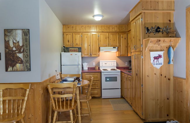 Middle Brook Cottages & Chalets - Photo 27