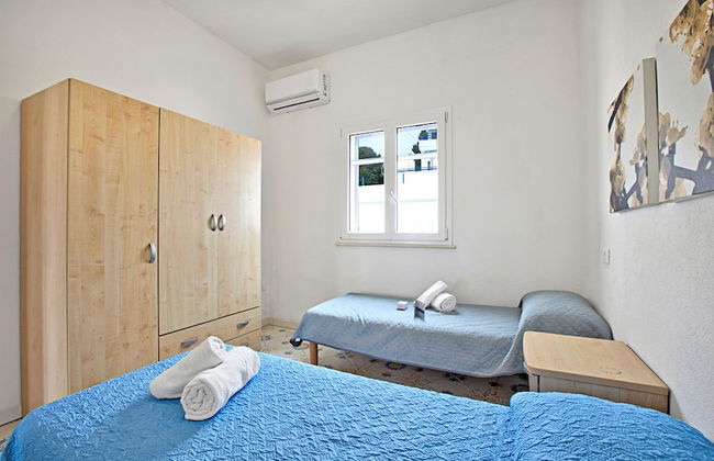 Complesso Azzurro 2 Near The Beach - Photo 4