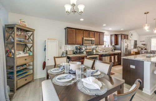 1 Mi to Colonial Beach Boardwalk Home with Fire Pit - Foto 10