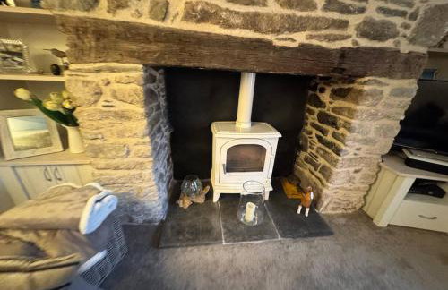 3 Double Bed Character Cottage in Quiet Hamlet - Photo 27