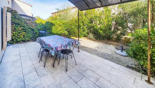 2 Bedroom Lovely Home In Saint-Laurent-De-La-Ca - Foto 2