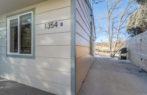 Secluded Westside Cottage - King Bed, Hot Tub, Views, Near Parks and Trails! - Foto 40