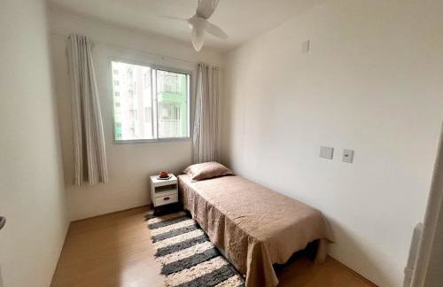 Apartamento de 2 quartos, com piscina e há 10 km de copacabana - Foto 19