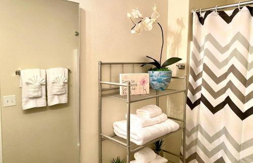 Spacious & comfy home in ultra-convenient location 2025 Traveller Award Winner - Foto 59