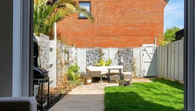 Canal View House - 2BR with Garden & Parking - Foto 4, Garden