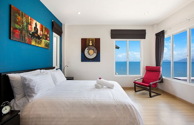 The Moonrakers - Photo 7