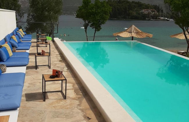 White Cloud Apartments - Photo 34