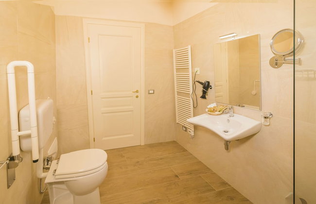 Borgo Segine - Photo 52