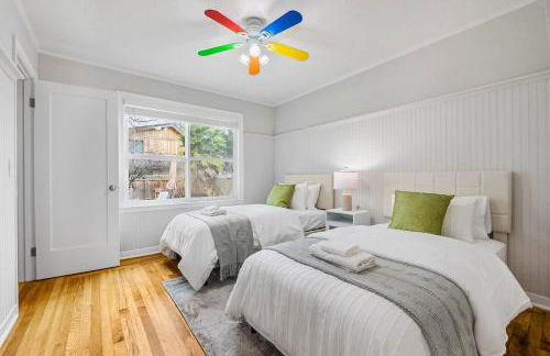 Santa Clara 5Br Home I Spacious backyard I Westfield - Photo 21