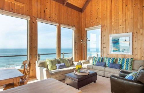 Breaking Waves! On the Bluff! AMAZING VIEWS!! BBQ! Fast WiFi! Walk to Beach!!! - Foto 11