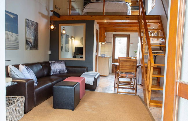 Theebos Anneline's Self Catering Apartments - Photo 11