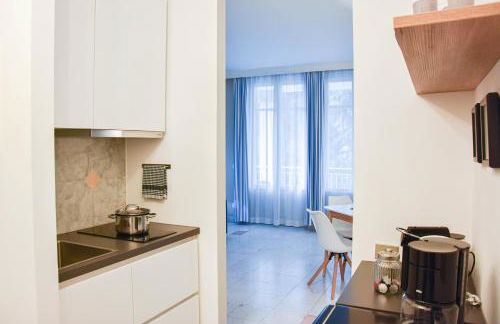 Beautiful apartment on the lake, pool & parking - Nr 123 - Photo 13