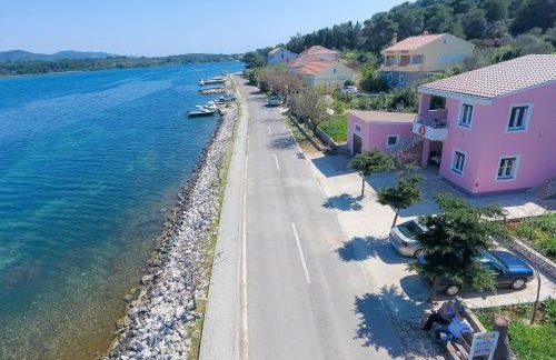 Apartments Medini - Photo 47