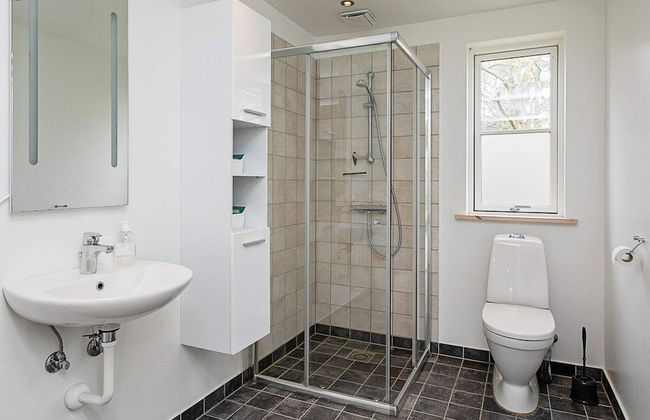 5 Person Holiday Home - Photo 9