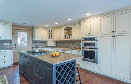 Blue Ridge Bliss Gorgeous home with hot tub & stunning views - Foto 20