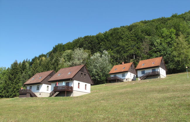 3 bedroom House in Stárkov with swimming pool and garden - Photo 41