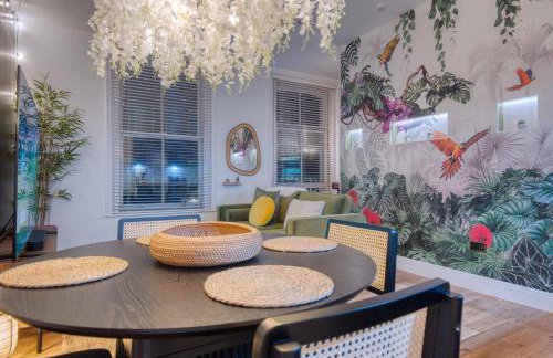 London Putney High St - hot tub, rooftop & cinema - Foto 11