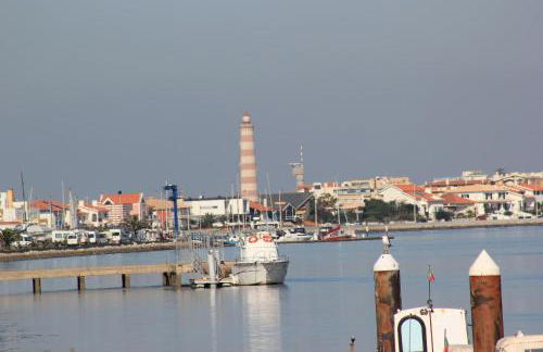 Ti Laura Praia - Foto 69