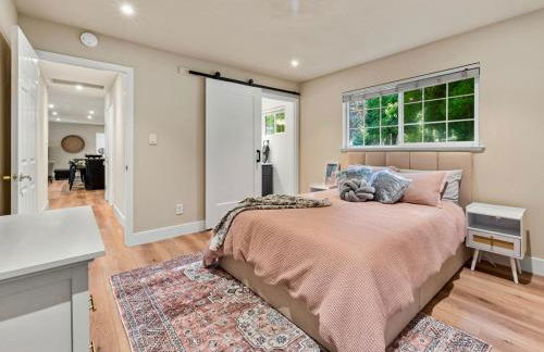 Spacious Cozy and Renovated Mountain Retreat - Foto 29