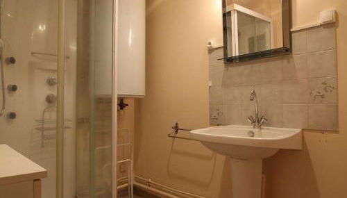 Ancien presbytère avec 3 chambres au pied d'une forteresse médiévale - FR-1-582-113 - Foto 5