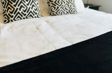 Modern Economy Glasgow Apartment with King bed - Foto 18