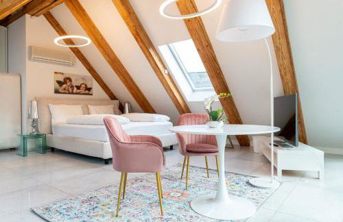 Artist House - Photo 43