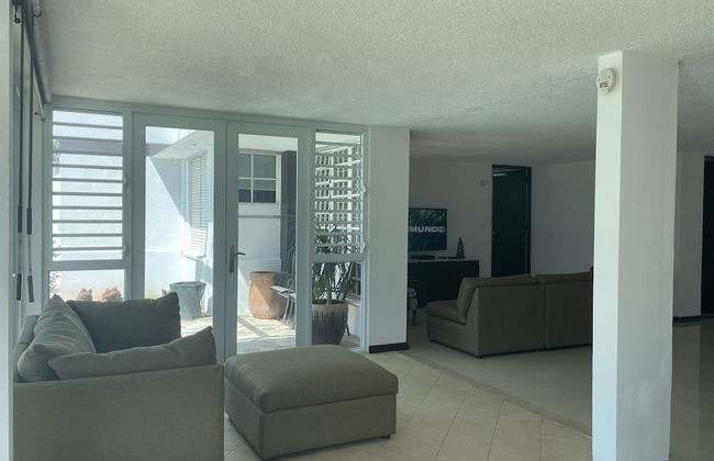 CasaMar 3 Bed 3 Bath With Pool - Photo 13