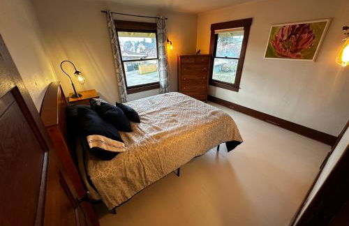 Historic 1905 craftsman - Photo 11