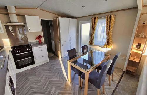 Discover, Enjoy Ultra-Fast Starlink WiFi Lodge - Foto 7