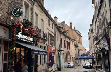 Appartement calme avec balcon hyper centre Avallon et petit dej offert - Foto 23