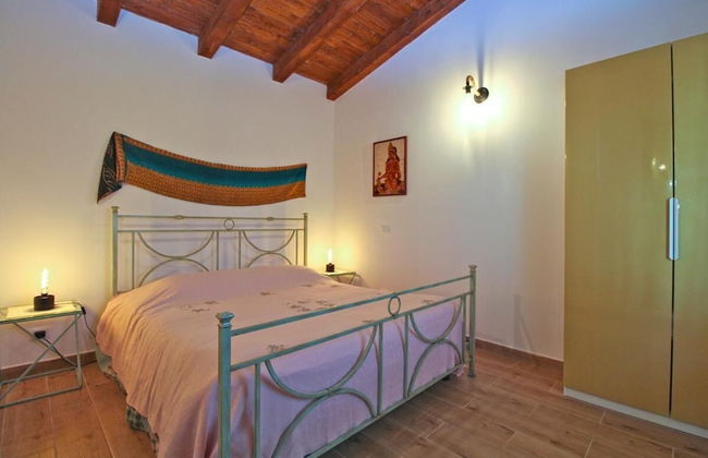 Charming House With Garden and BBQ in Galizana - Photo 2