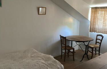 Unique Family House Steps from Port Miquel Beach - Foto 12