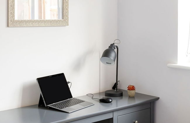 Coastal Retreat for 6 Close to Beaches - Photo 16