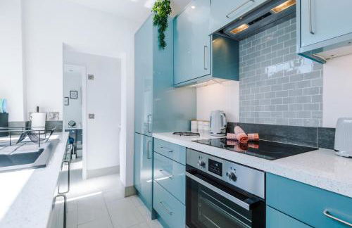 Spacious 3-bed home in Nantwich by 53 Degrees Property - Amazing location, Ideal for Groups - Sleeps 6 - Foto 14