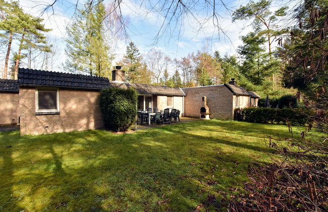 Appealing Holiday Home in Guelders near Forest - Foto 1