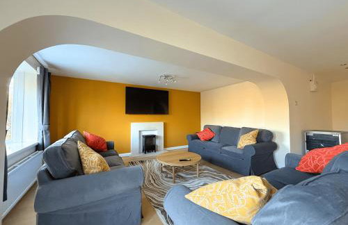 Stunning 4 BR Townhouse for 8 With Free Parking - Foto 4