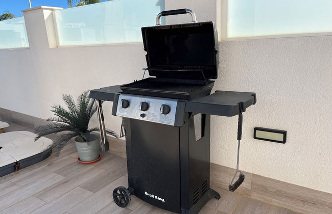 Luxury Three Bedroom Villa With Private Pool and Rooftop Solarium - Foto 35